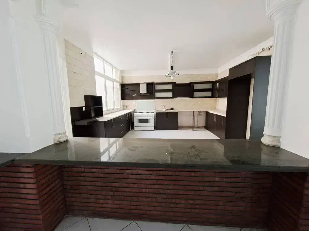 ۱۷۵ متر ۳ خواب