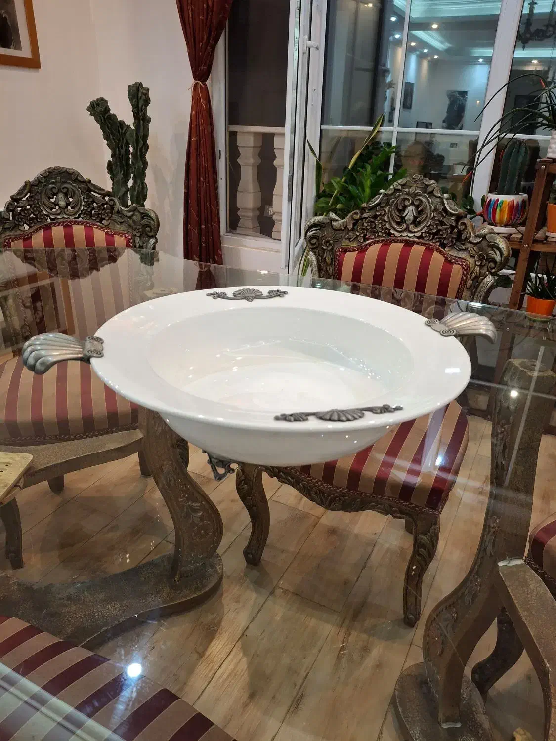 میوه خوری پایه دار|ظروف سرو و پذیرایی|رشت, شالکو|دیوار