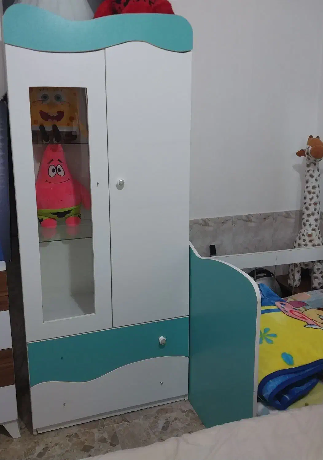 تخت خواب وکمد|تخت و سرویس خواب|بوشهر, |دیوار