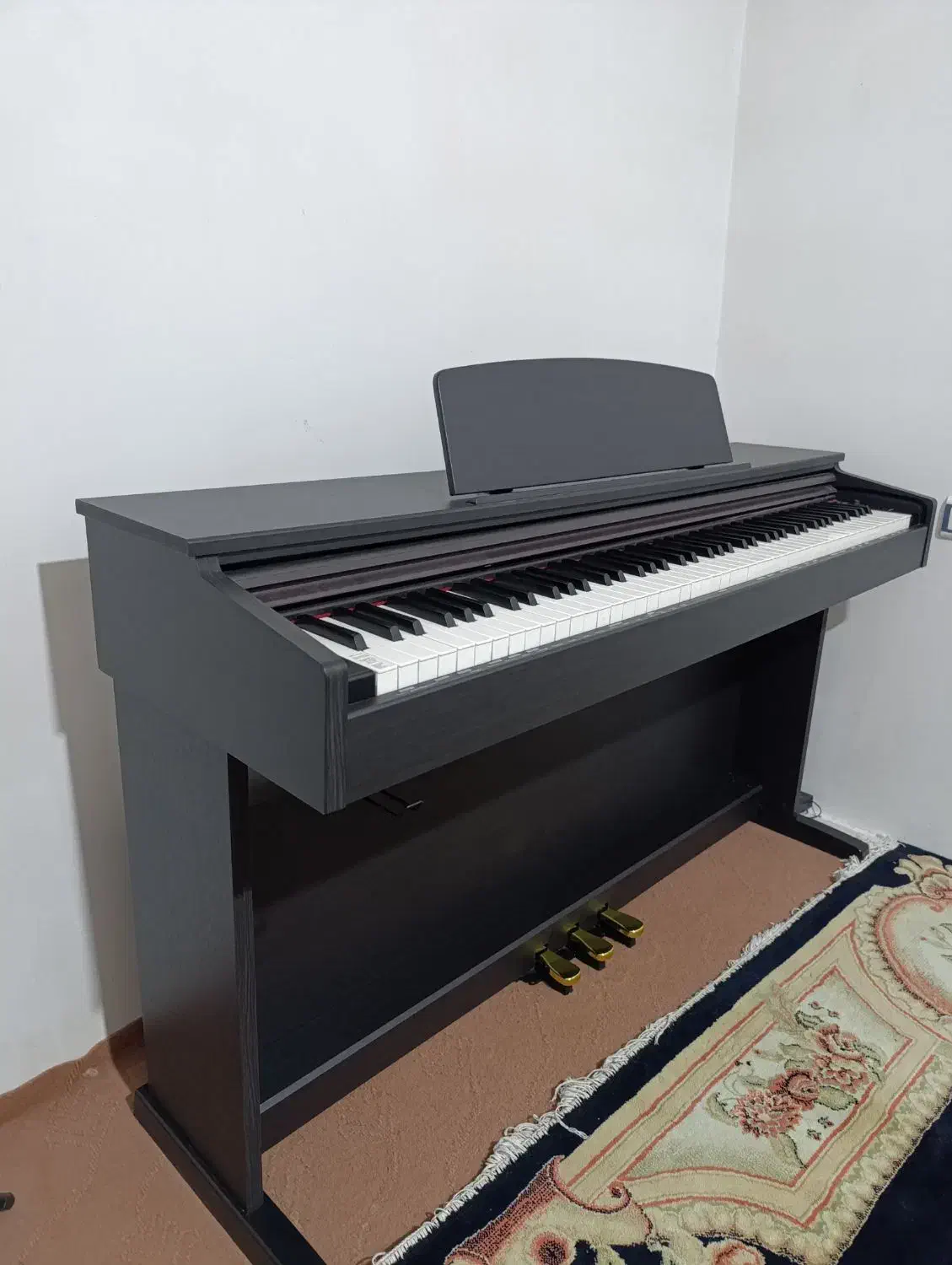 پیانو دیجیتال Orla مدل CDP1 DLS کاملا سالم|پیانو، کیبورد، آکاردئون|زیرآب, |دیوار