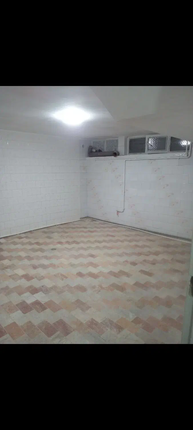 یه باب زیرزمین تجاری راه جدا|اجارهٔ مغازه و غرفه|مراغه, |دیوار