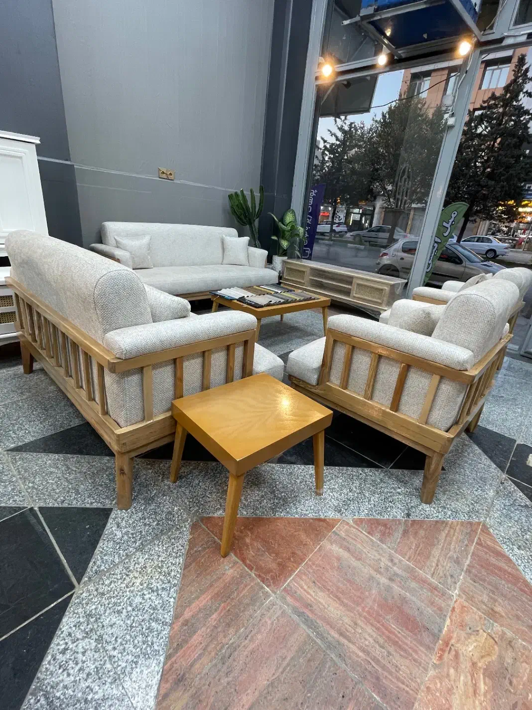 مبلمان اوتیس|مبلمان خانگی و میز عسلی|کرمانشاه, |دیوار