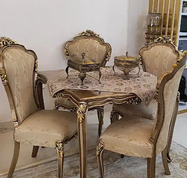فروش ست کامل مبلمان سلطنتی به همراه میزناهارخوری|مبلمان خانگی و میز عسلی|اصفهان, براآن شمالی|دیوار