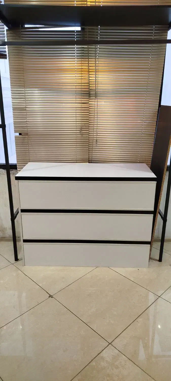 فروش تجهیزات کامل دکور و پیشخوان و پوشاک زنانه|فروشگاه و مغازه|کرمان, |دیوار