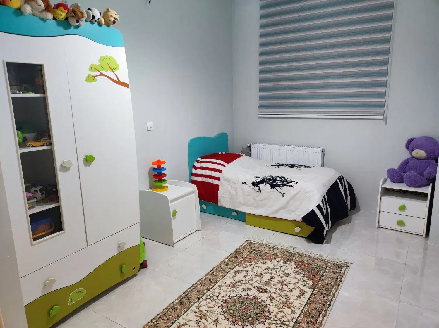 تخت و کمد کودک در حد نو|تخت و صندلی بچه|اردبیل, |دیوار