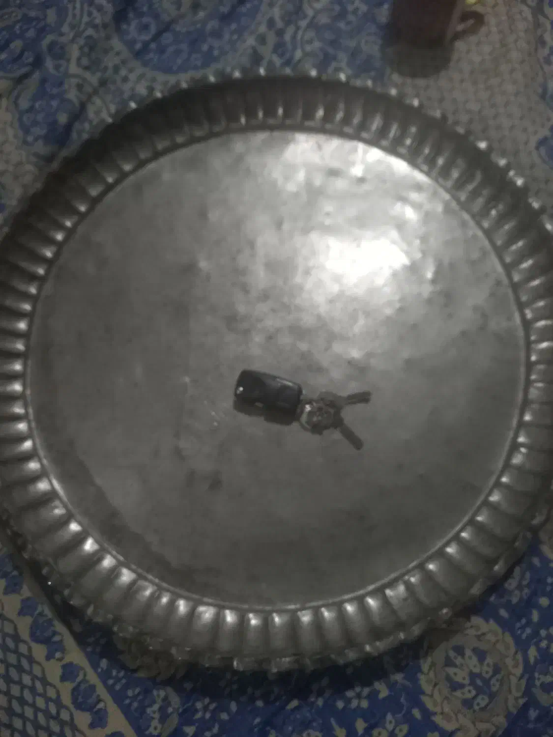 سینی مسی قدیمی|کلکسیون اشیاء عتیقه|زرقان, |دیوار