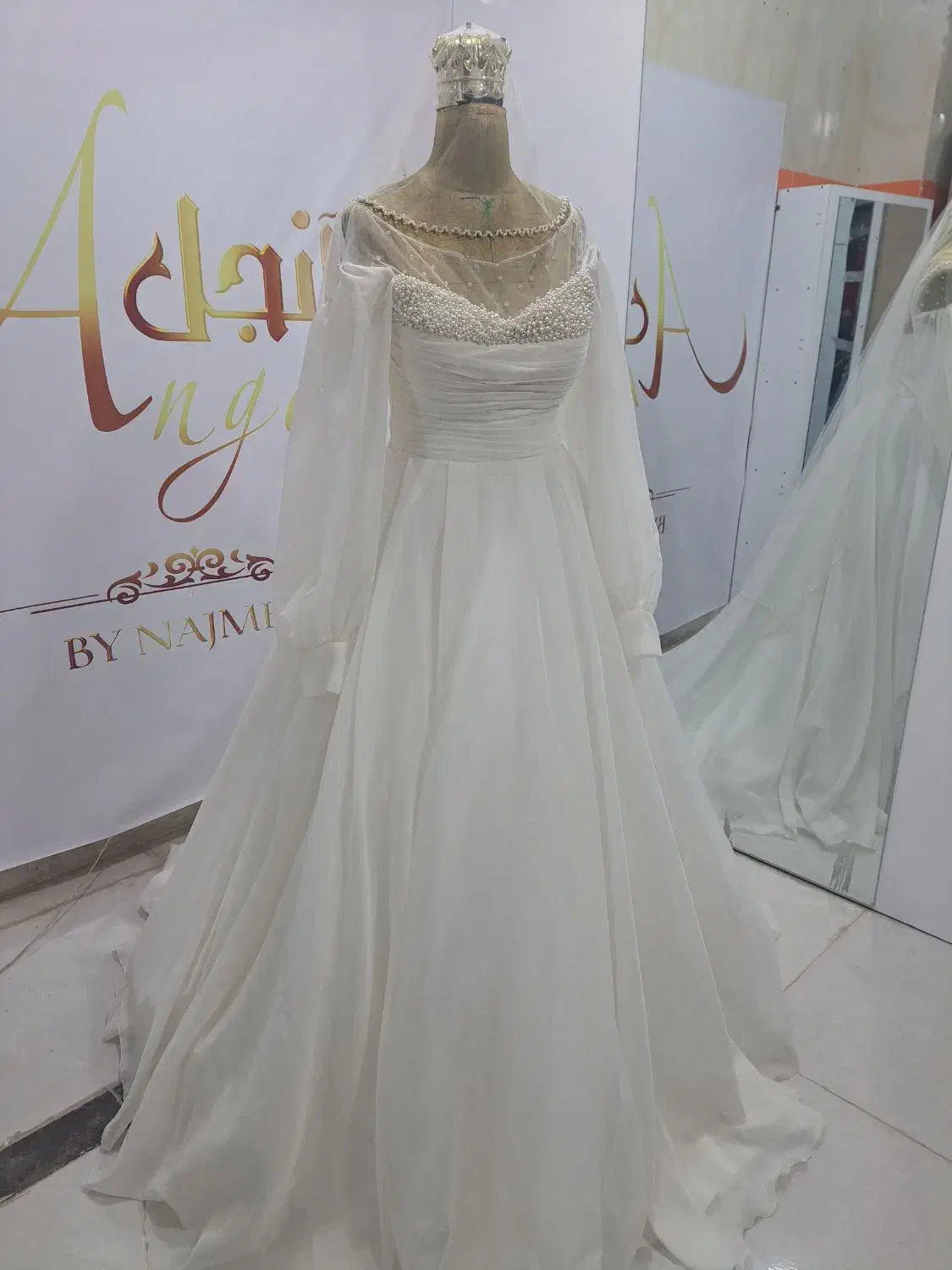 لباس عروس و نامزدی|لباس|جغتای, |دیوار