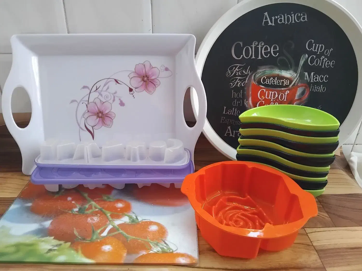 وسایل آشپزخونه|ظروف سرو و پذیرایی|کهن آباد, |دیوار