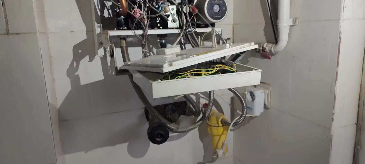 تعمیرات و عیب یابی تخصصی پکیج های دیواری|خدمات پیشه و مهارت|خرم‌آباد, |دیوار