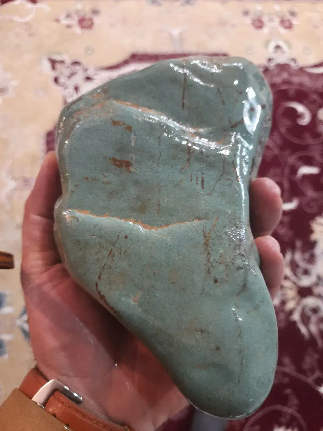 سنگ نگین آبی رنگ کمیاب وقیمتی|جواهرات|بروجرد, |دیوار