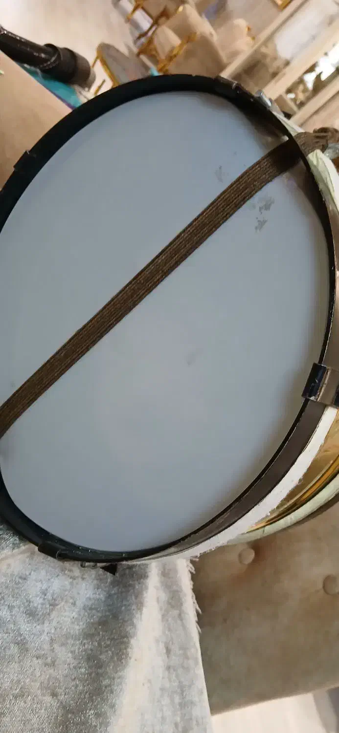 طبل|درام و پرکاشن|اردبیل, |دیوار