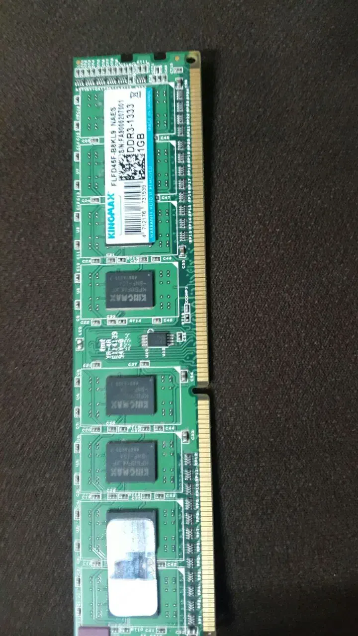 هارد هیتاچی لپتاپی ۲۵۰ گیگ و رم ۱ گیگ Kingston|قطعات و لوازم جانبی رایانه|سبزوار, مدرس|دیوار