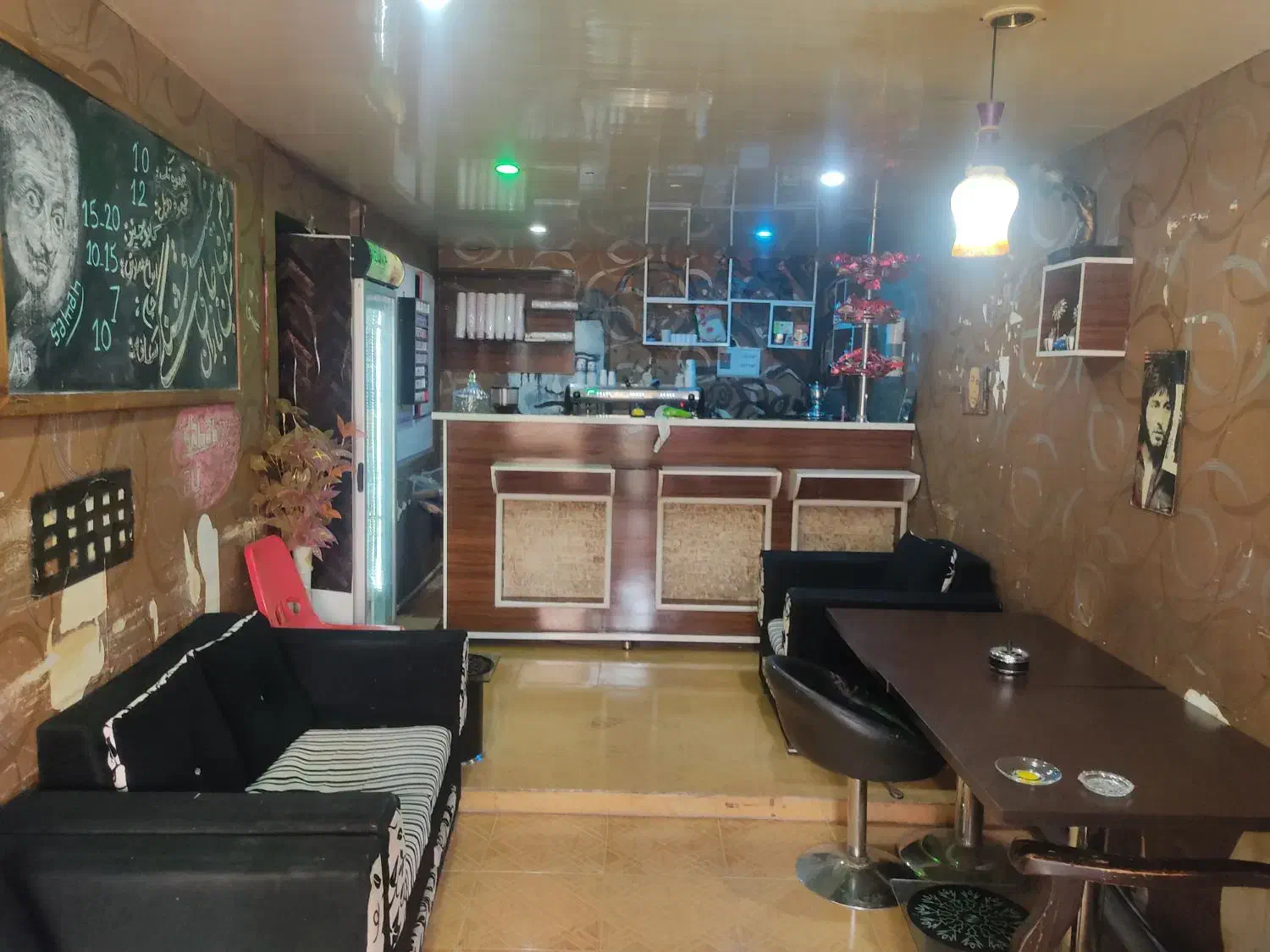 فروش کافه دورهمی با تمامی امکانت و امتیاز خرید|کافی‌شاپ و رستوران|دهدشت, |دیوار