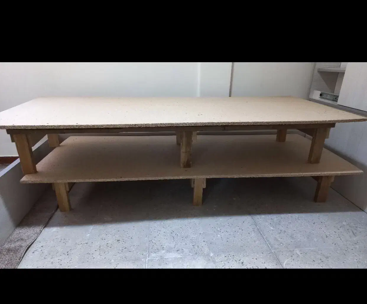 سرویس خواب دو نفره|تخت و سرویس خواب|ری, علایین|دیوار