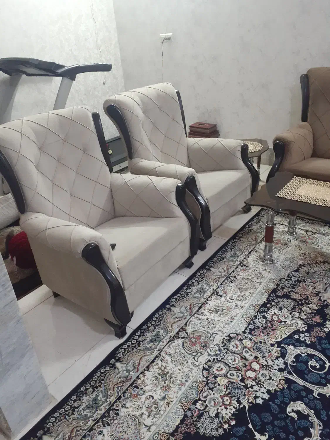 مبل هفت نفره|مبلمان خانگی و میز عسلی|قم, محمد آباد|دیوار