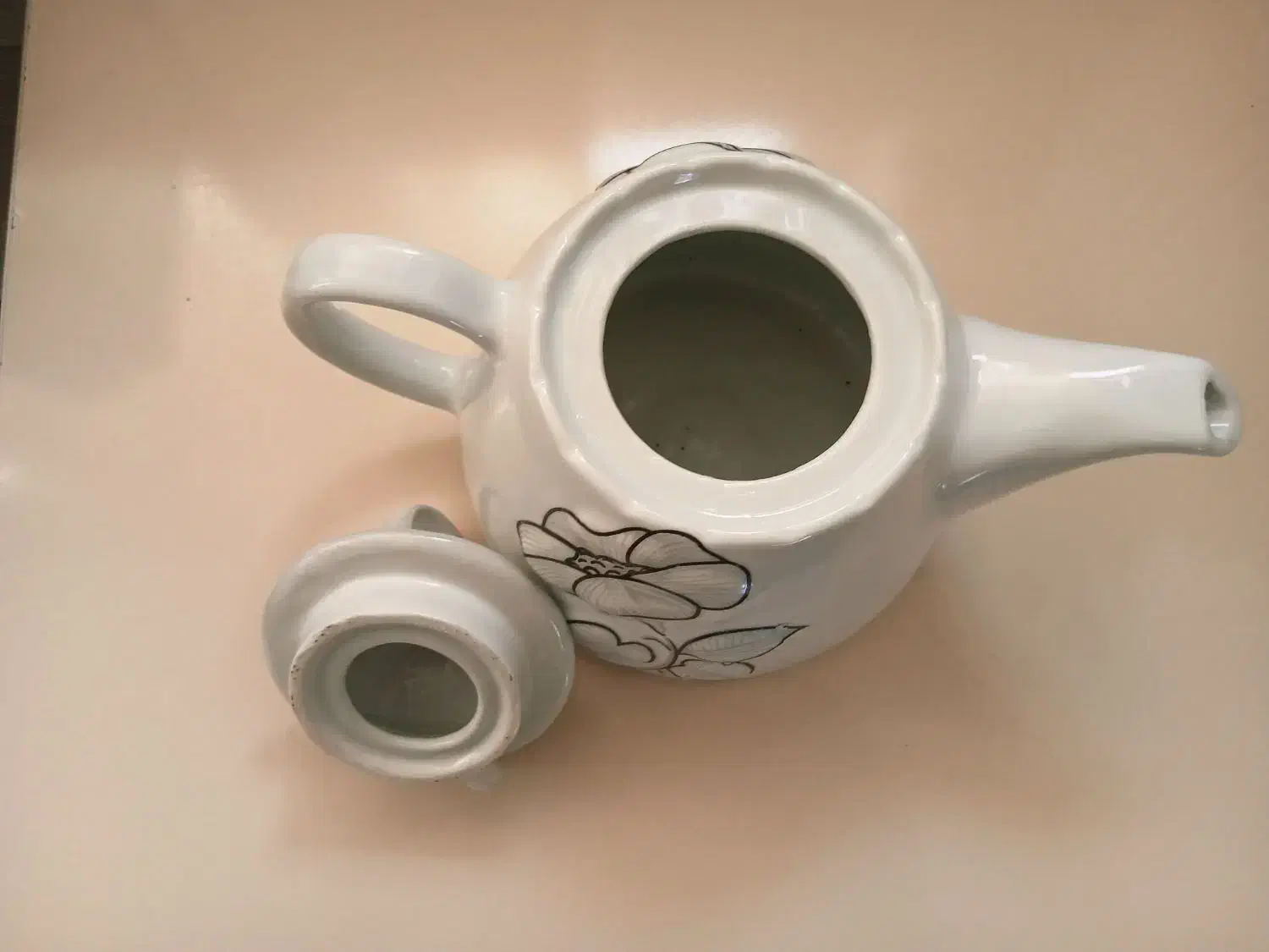 قوری نو|قوری، کتری، قهوه‌ساز دستی|شیراز, سینما سعدی|دیوار