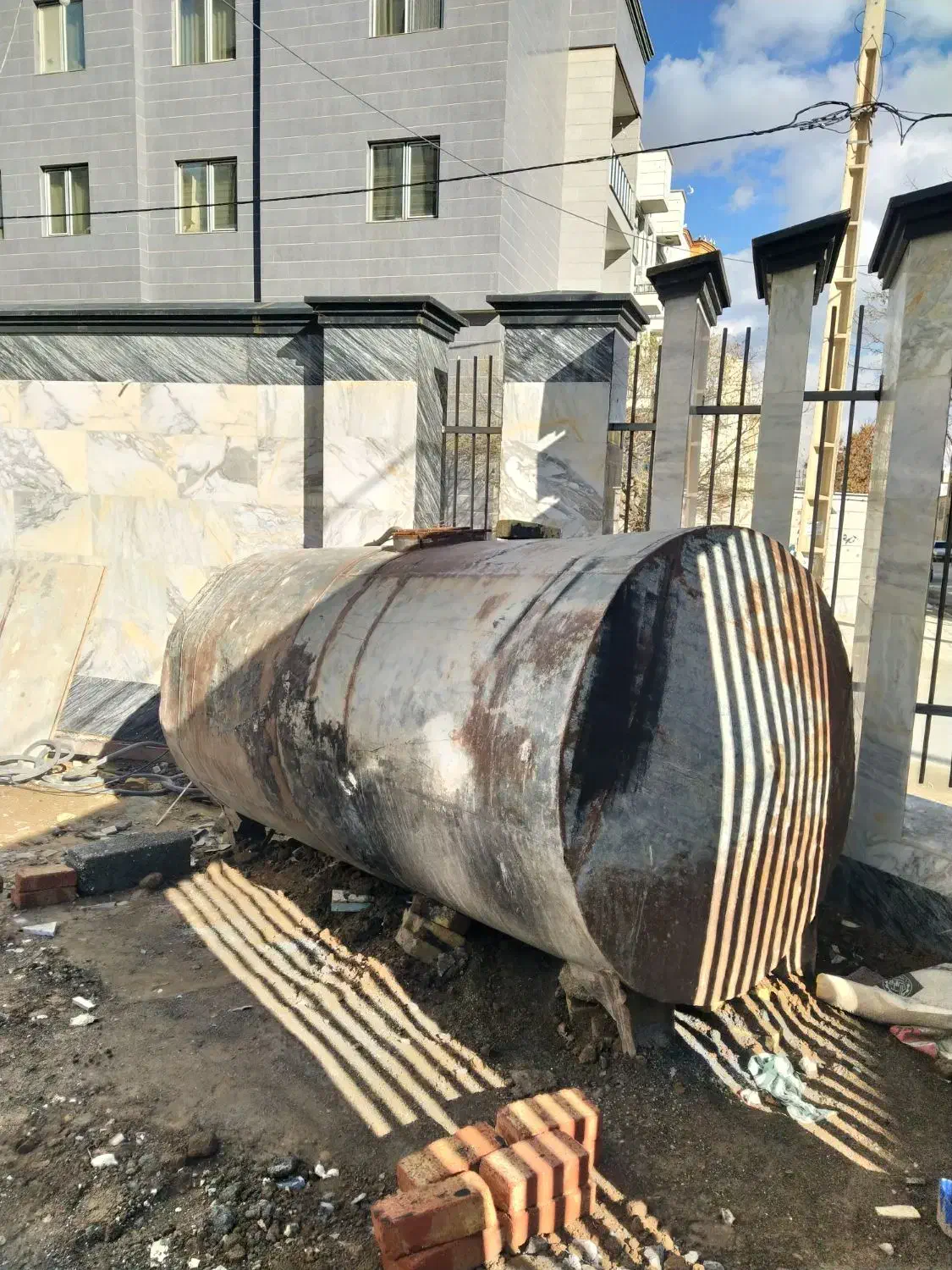 تانکر آهنی  ۵۰۰۰ لیتری|مصالح و تجهیزات ساختمان|بهار, |دیوار