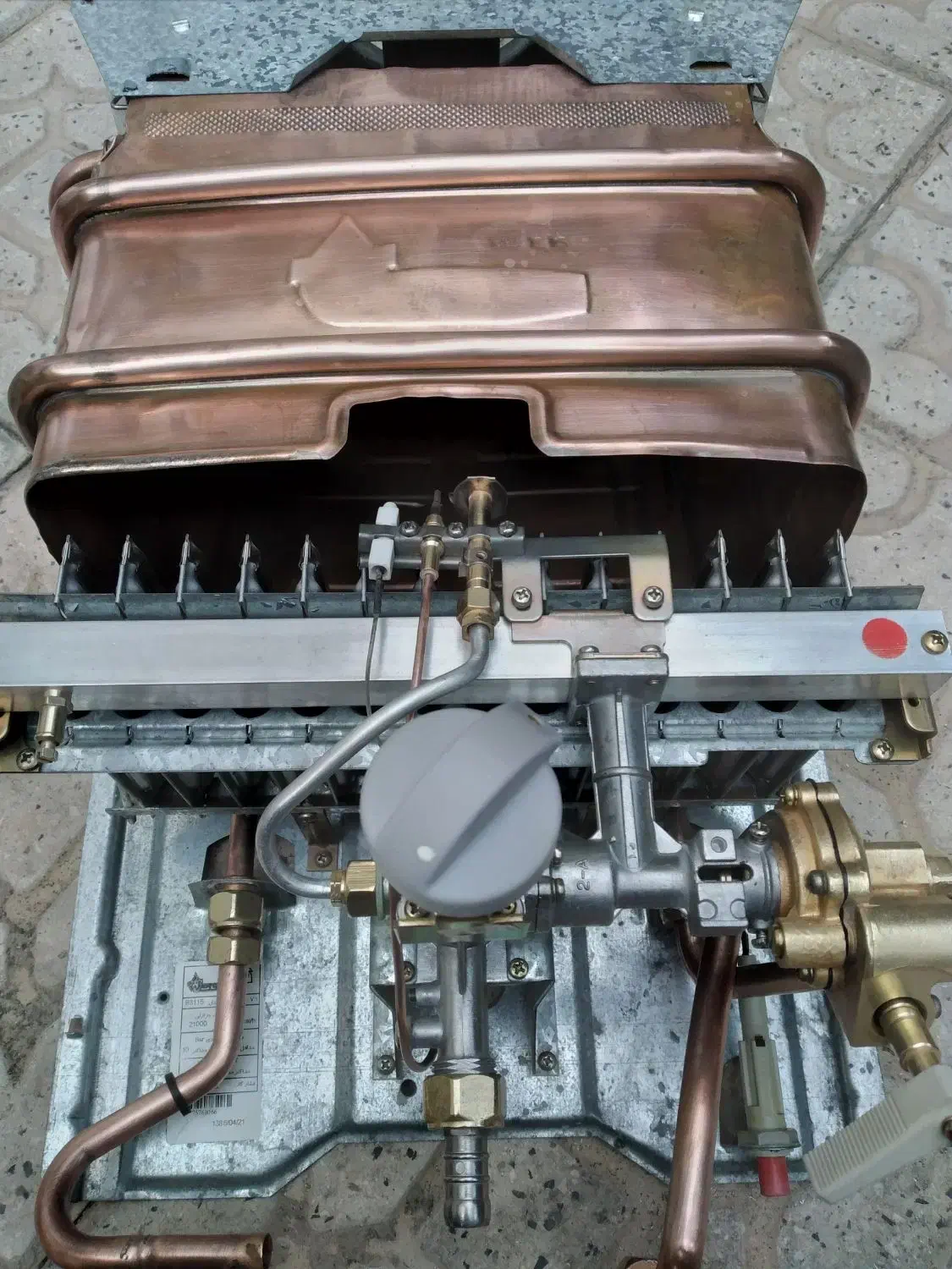 تعمیر وسرویس ابگرمکن دیواری و بخاری گازی.کولانج.|خدمات پیشه و مهارت|همدان, |دیوار