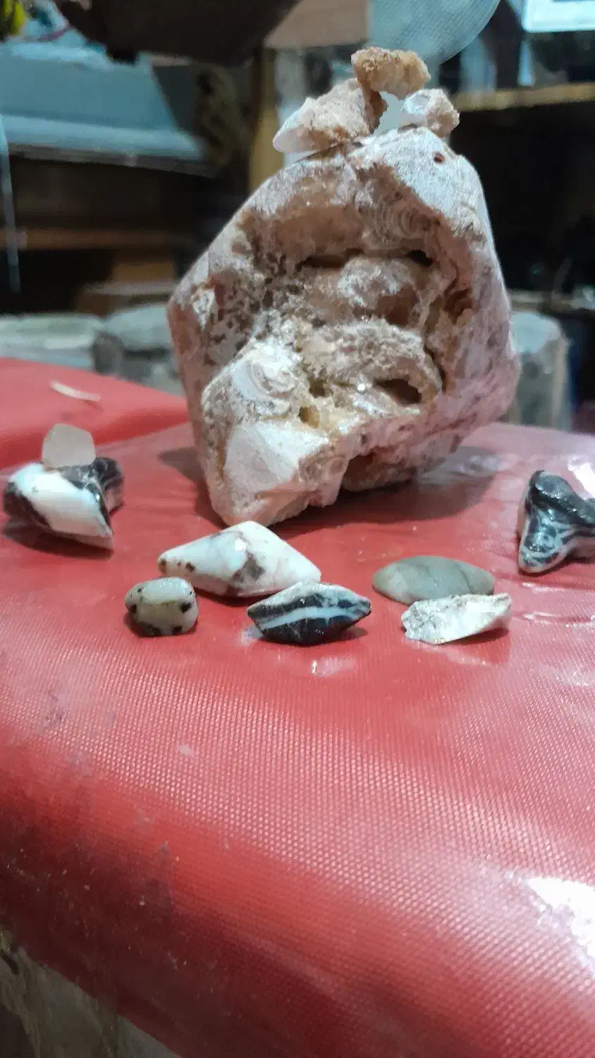 سنگ|جواهرات|اصفهان, شاه پسند|دیوار