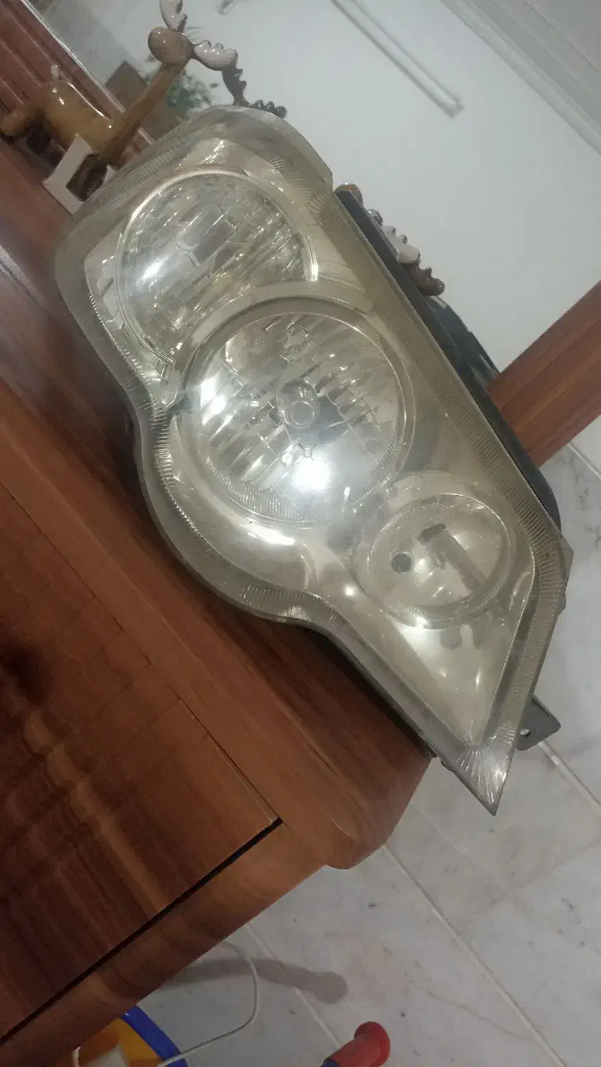 چراغ سمت چپ ۱۱۱و۱۳۲|قطعات یدکی و لوازم جانبی|حمیدیا, |دیوار