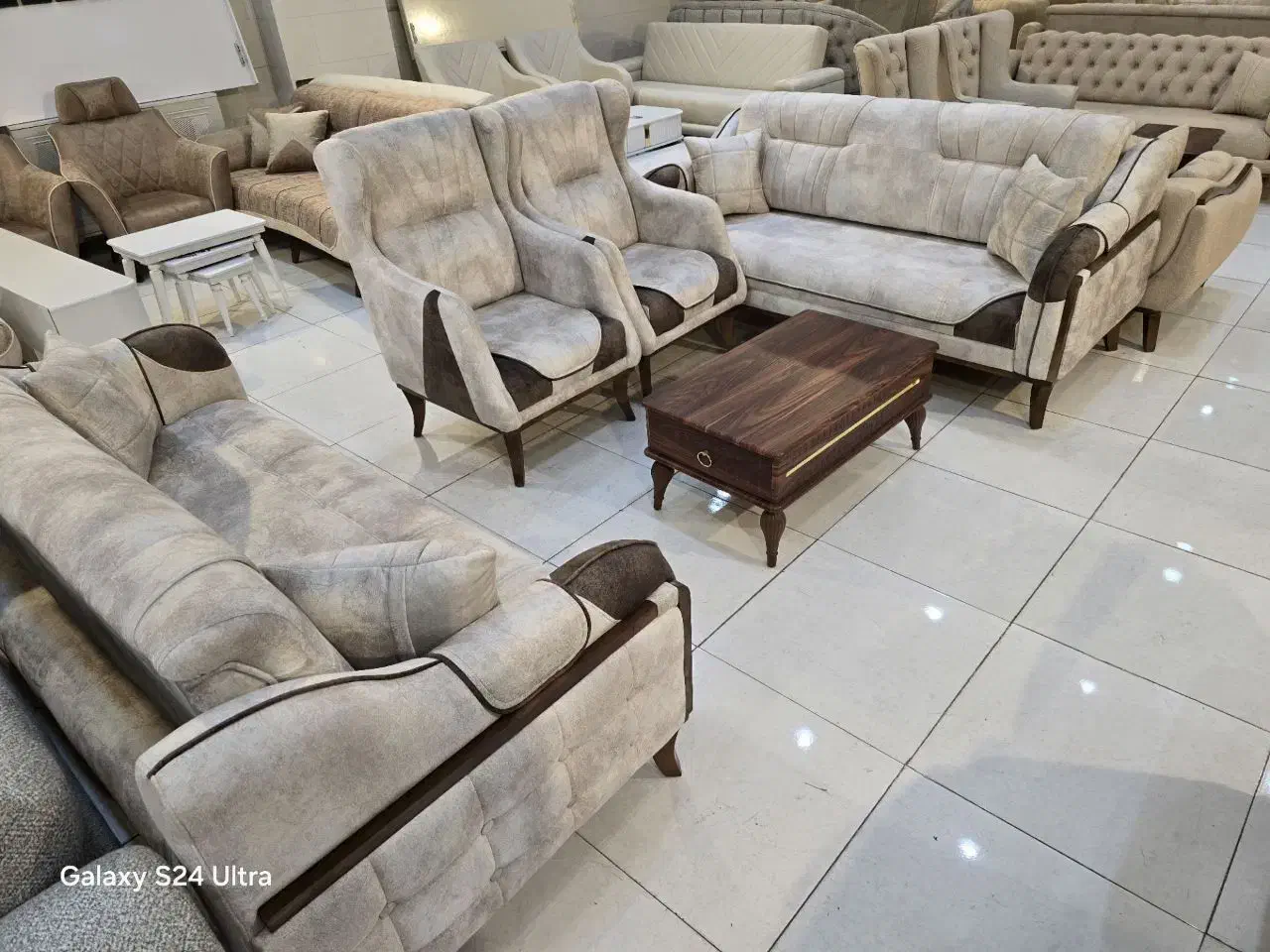 تولیدی مبلمان حسن زاده//مبل راحتی زیر قیمت  اقساطی|مبلمان خانگی و میز عسلی|تبریز, |دیوار