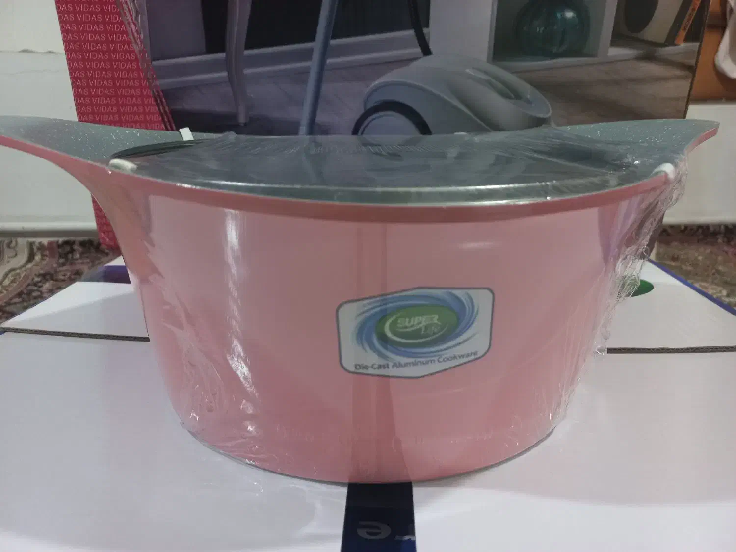 قابلمه|ظروف پخت‌وپز|مهربان, |دیوار