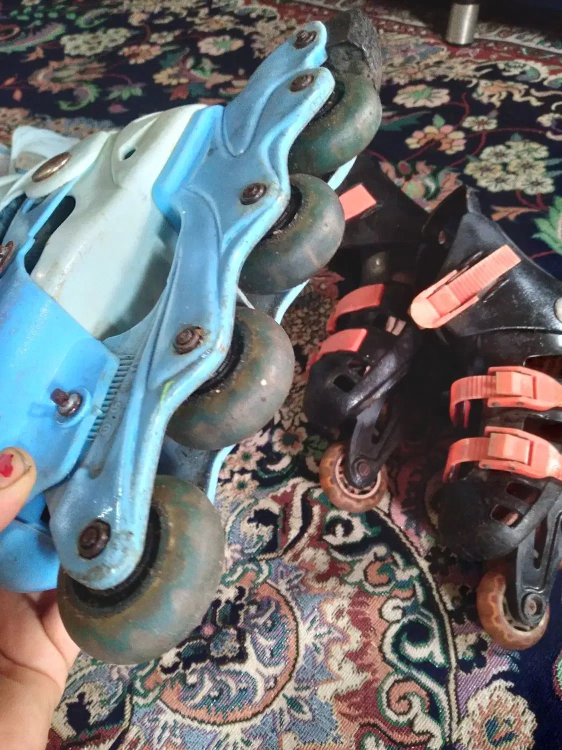 یک جفت اسکیت سالم  چهارچرخ|دوچرخه، اسکیت، اسکوتر|رشت, پاره بیجار|دیوار