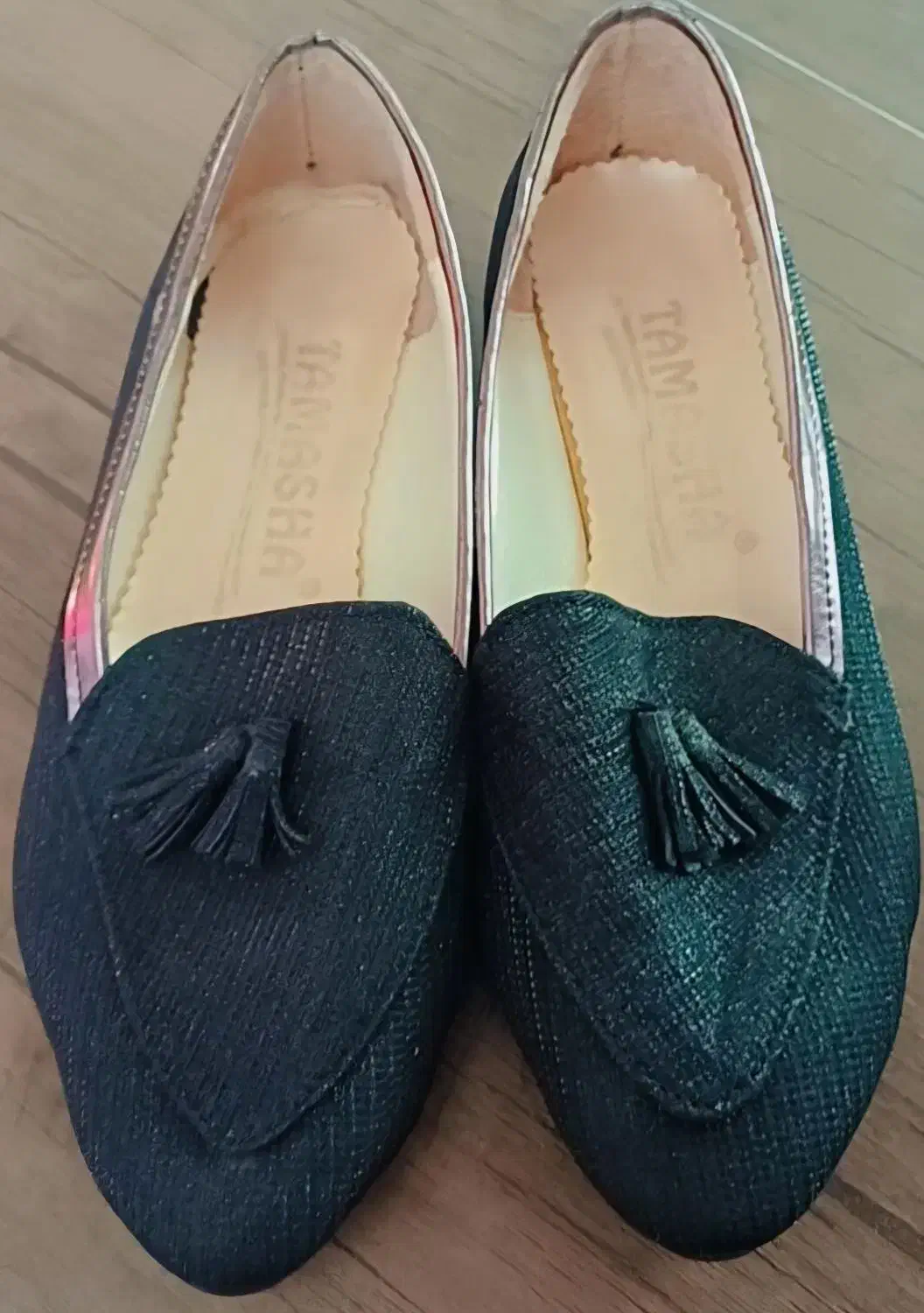 کفش|کیف، کفش، کمربند|اردبیل, |دیوار