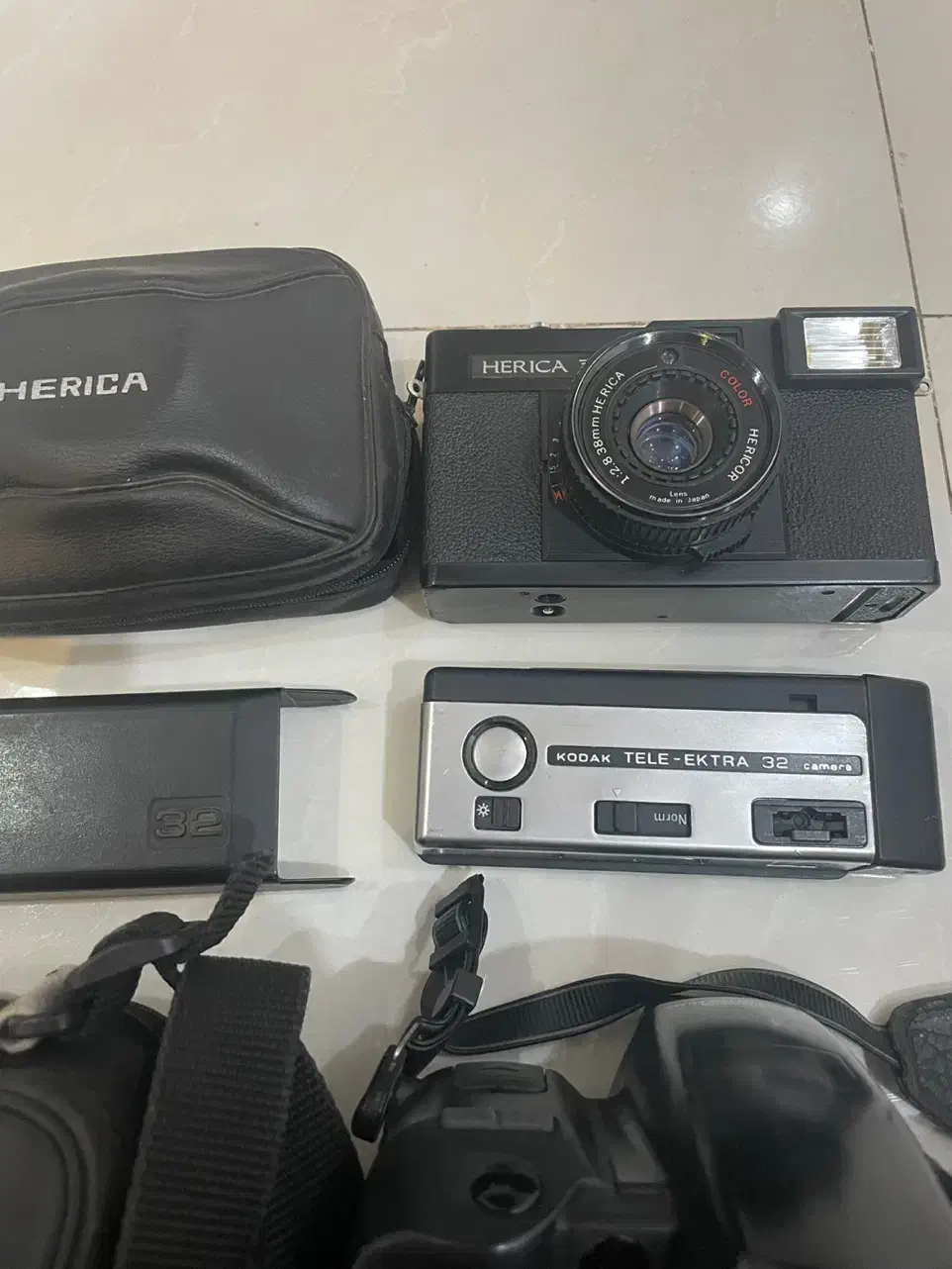 دوربین عکاسی قدیمی سالم|دوربین عکاسی و فیلم‌برداری|اهواز, کمپلو شمالی|دیوار