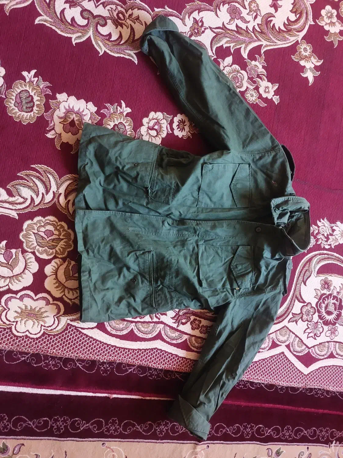 اور کت آمریکایی|لباس|نقده, |دیوار