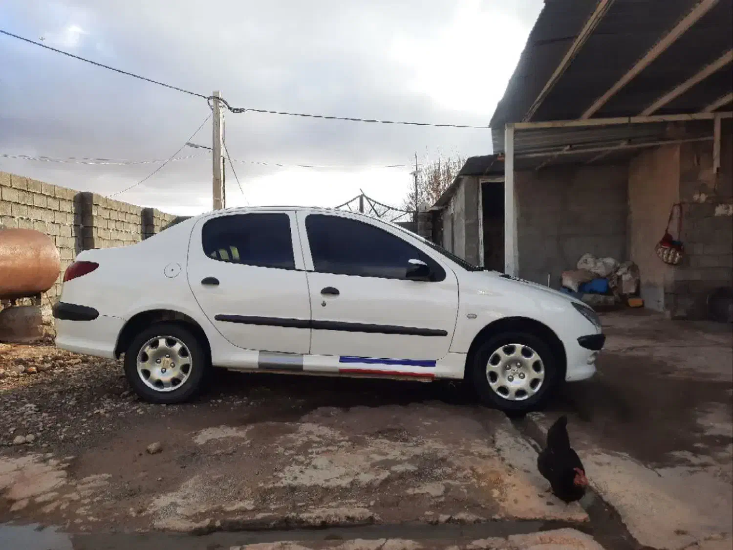 206 اس دی|خودرو سواری و وانت|صحنه, |دیوار