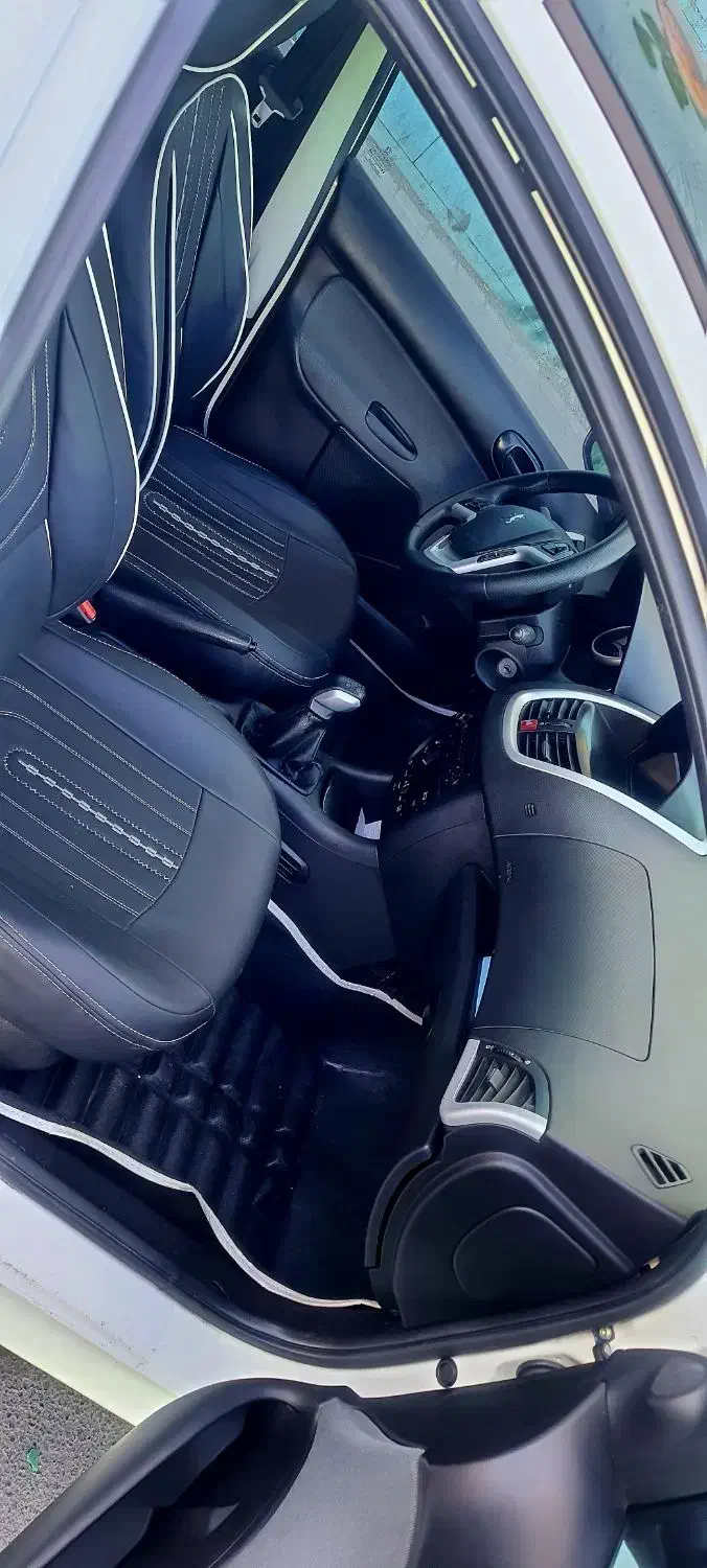 پژو ۲۰۷ ،سقف پانورما، بی رنگ، نقد و اقساط|خودرو سواری و وانت|گلستان (تهران), |دیوار