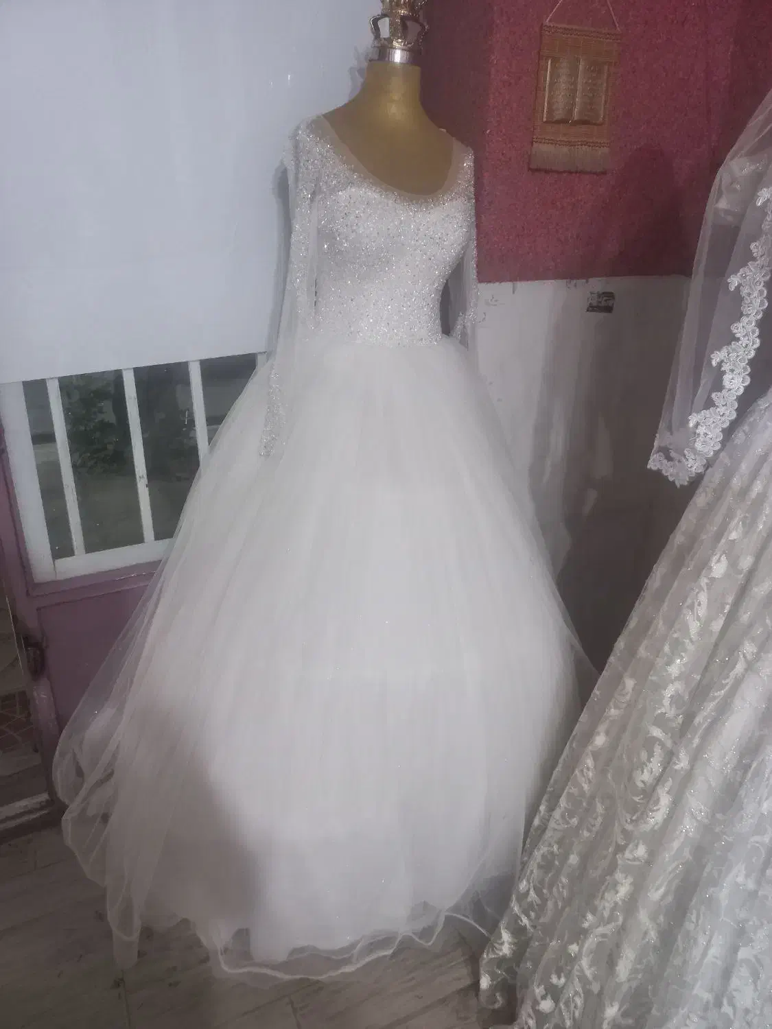 تعدادی لباس عروس درحد نو|لباس|مینودشت, |دیوار