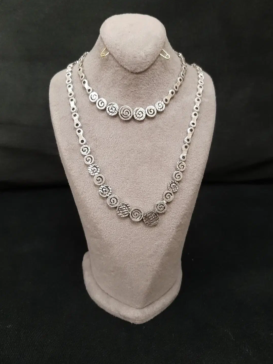 نیم ست نقره زنانه|جواهرات|فردیس, نسترن غربی|دیوار