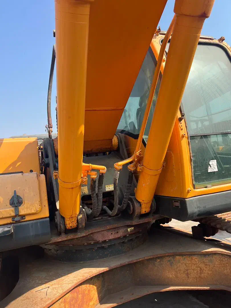 بیل 330Lc-9sهیوندا و485 هیوندا2018 با ضمانت کار|خودرو سنگین|کرمان, |دیوار