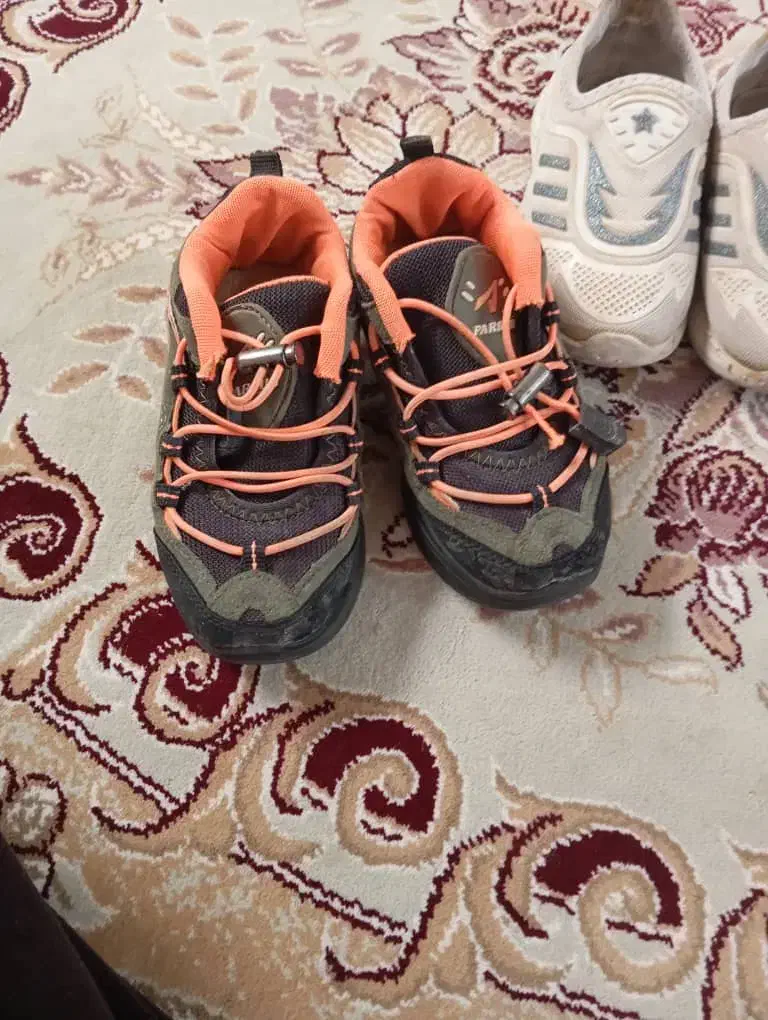 بچه گانه|کفش و لباس بچه|جهرم, |دیوار