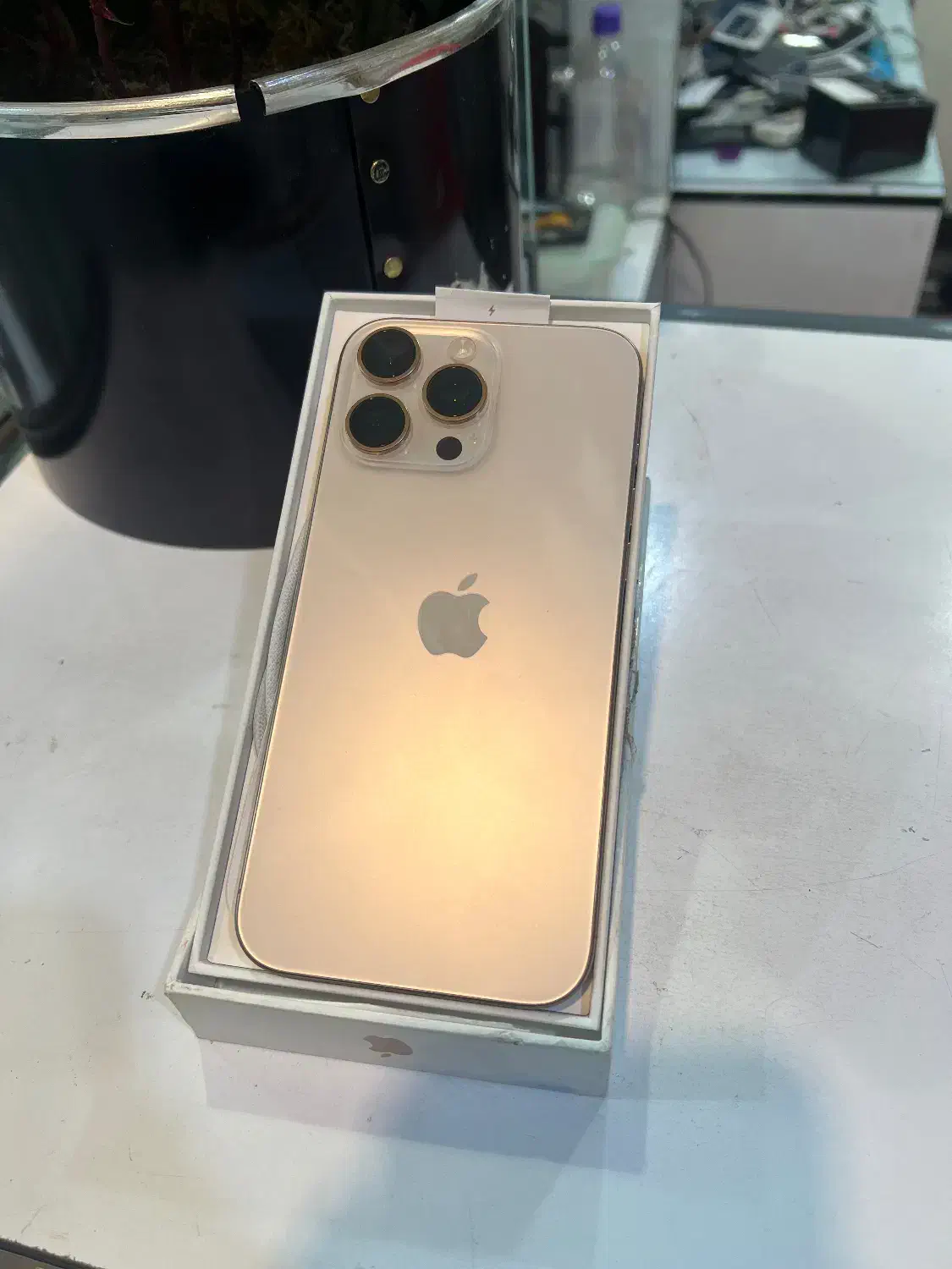 16promax|موبایل|بروجرد, |دیوار