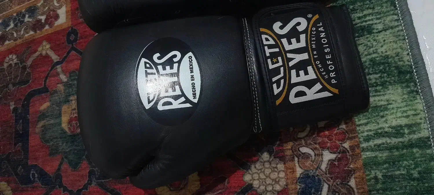 دستکش بوکس چرم ریس اصل مشکی|تجهیزات ورزشی|تهران, امیریه|دیوار