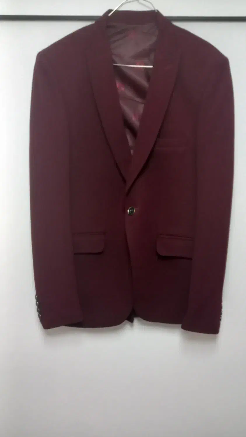 تک کت|لباس|نسیم‌شهر, |دیوار