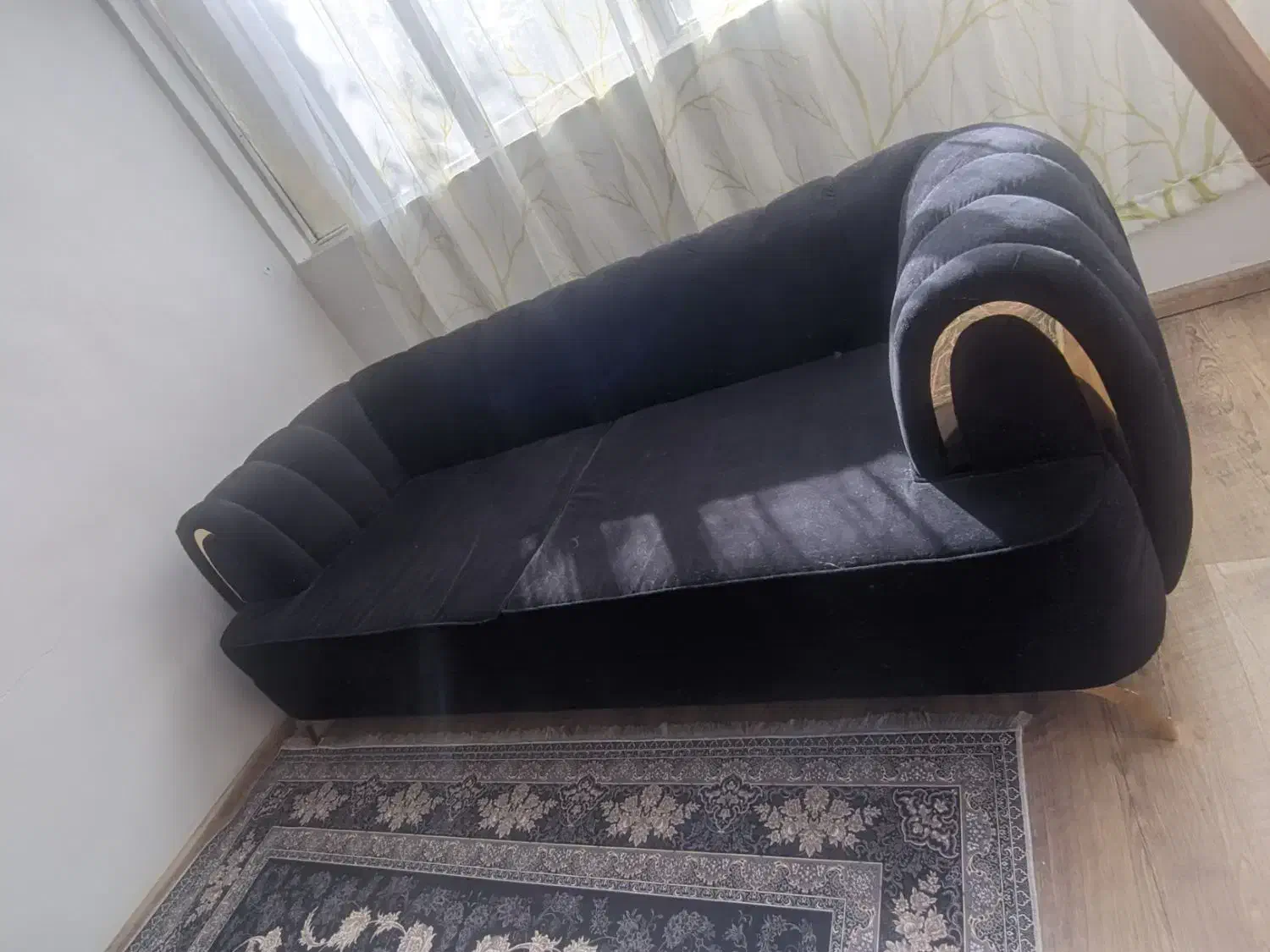 ۱ عدد چستر مشکی۳نفره مستر مبل راحتی سفارشی ساز|مبلمان خانگی و میز عسلی|تهران, مجیدیه|دیوار