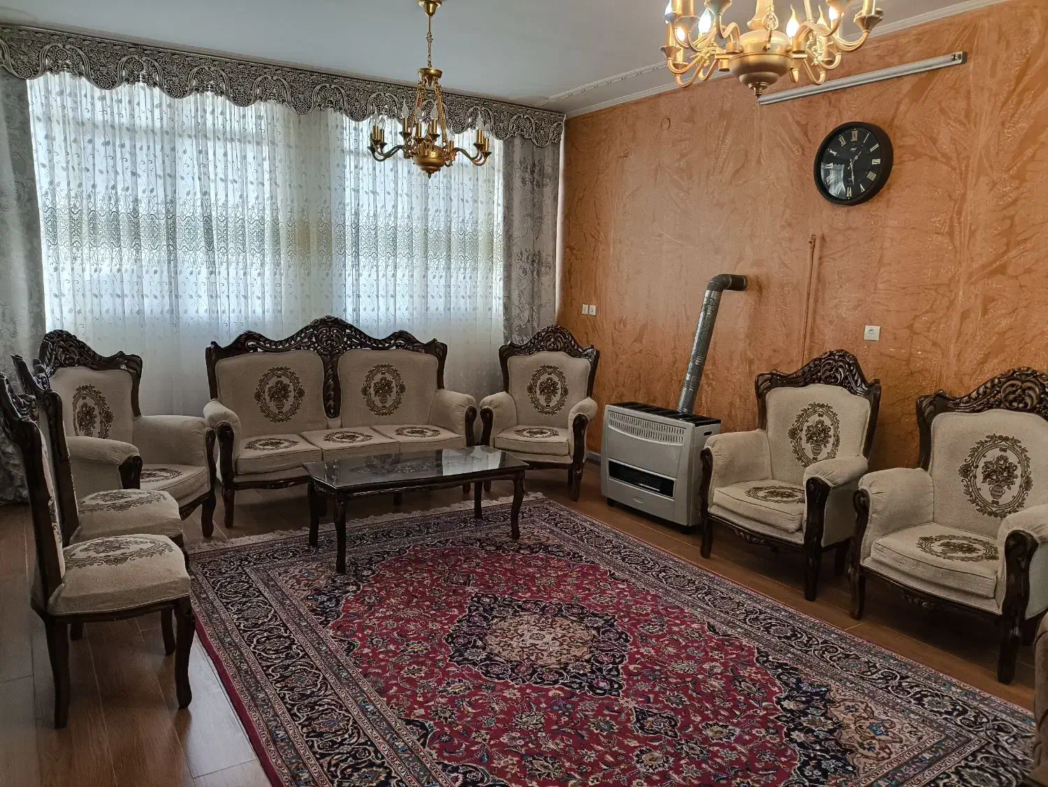 مبلمان|مبلمان خانگی و میز عسلی|سمنان, |دیوار