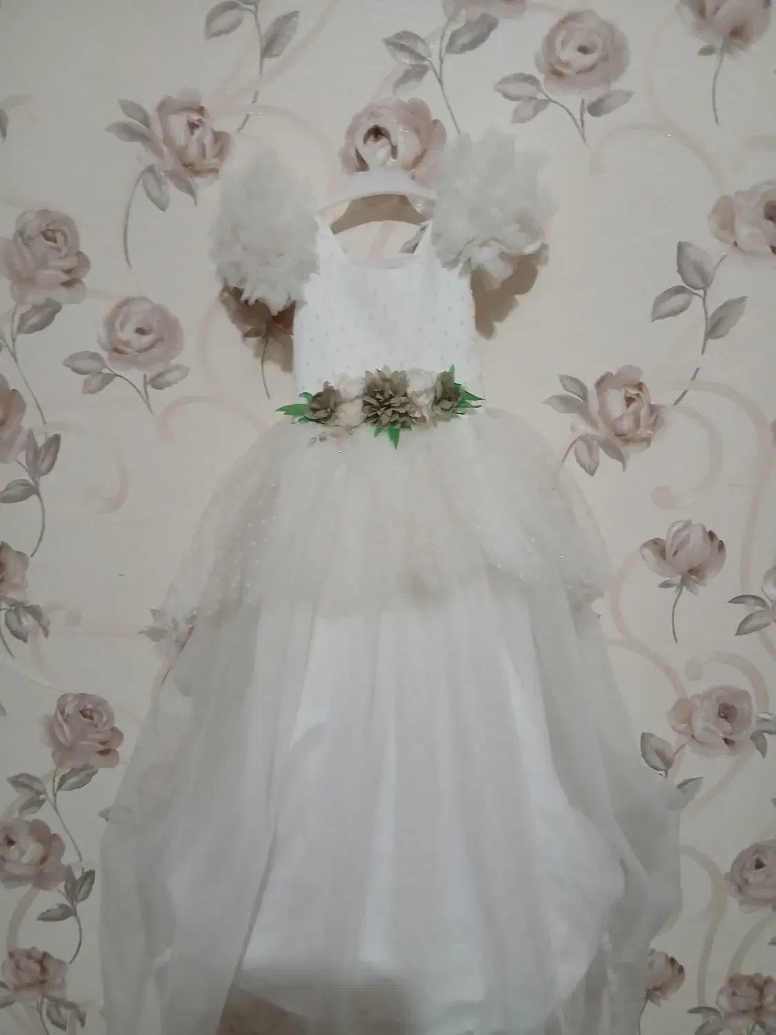 آگهی لباس عروس دخترانه|لباس|تربت‌حیدریه, باغ سلطانی|دیوار