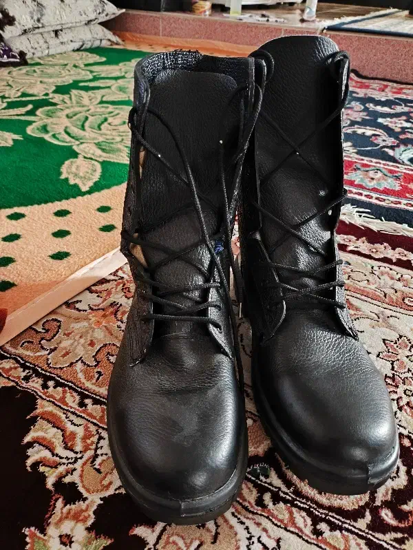 پوتین|کیف، کفش، کمربند|کوهدشت, |دیوار