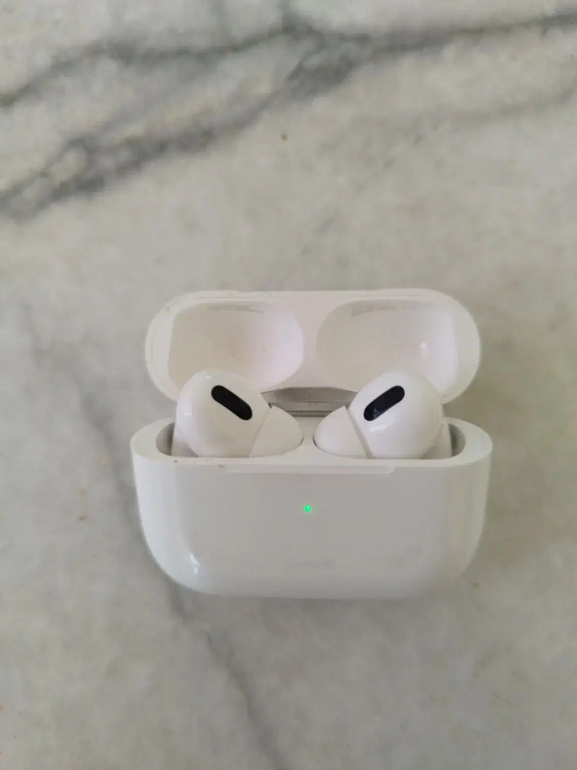 یک عدد ساعت هوشمند به همراه ایرپاد پرو۲ اپل|لوازم جانبی موبایل و تبلت|قوچان, |دیوار