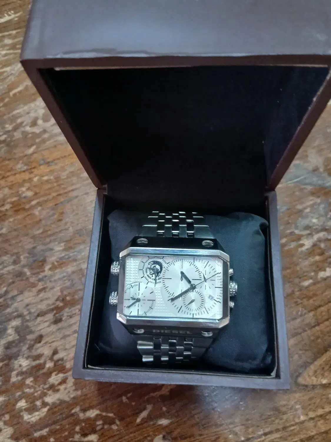 ساعت مچی|ساعت|اندیمشک, |دیوار