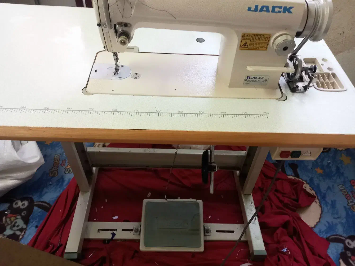 چرخ خیاطی جک صنعتی 16 تومن|چرخ خیاطی و ریسندگی|لنگرود, |دیوار