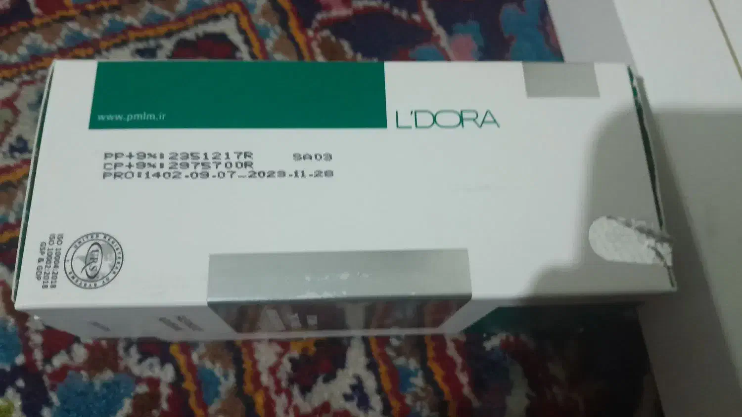 چهار عدد کرم ومحصولات شستشو|آرایشی، بهداشتی، درمانی|شیراز, حافظیه|دیوار