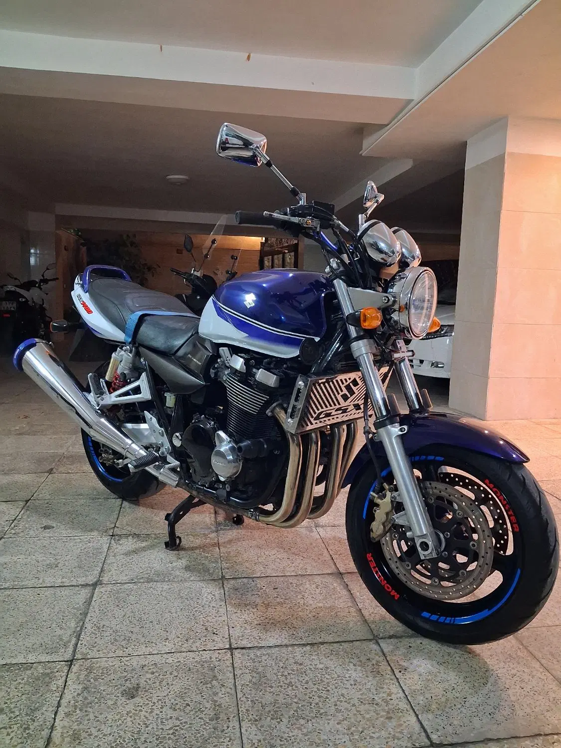 سوزوکیgsx1400|موتورسیکلت|تهران, لاله زار|دیوار