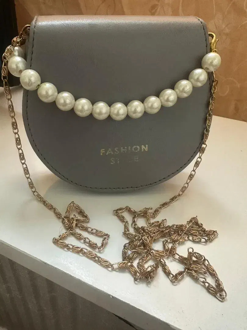 کیف دوشی زنجیره ای مینیمال|کیف، کفش، کمربند|شیراز, ده پیاله|دیوار