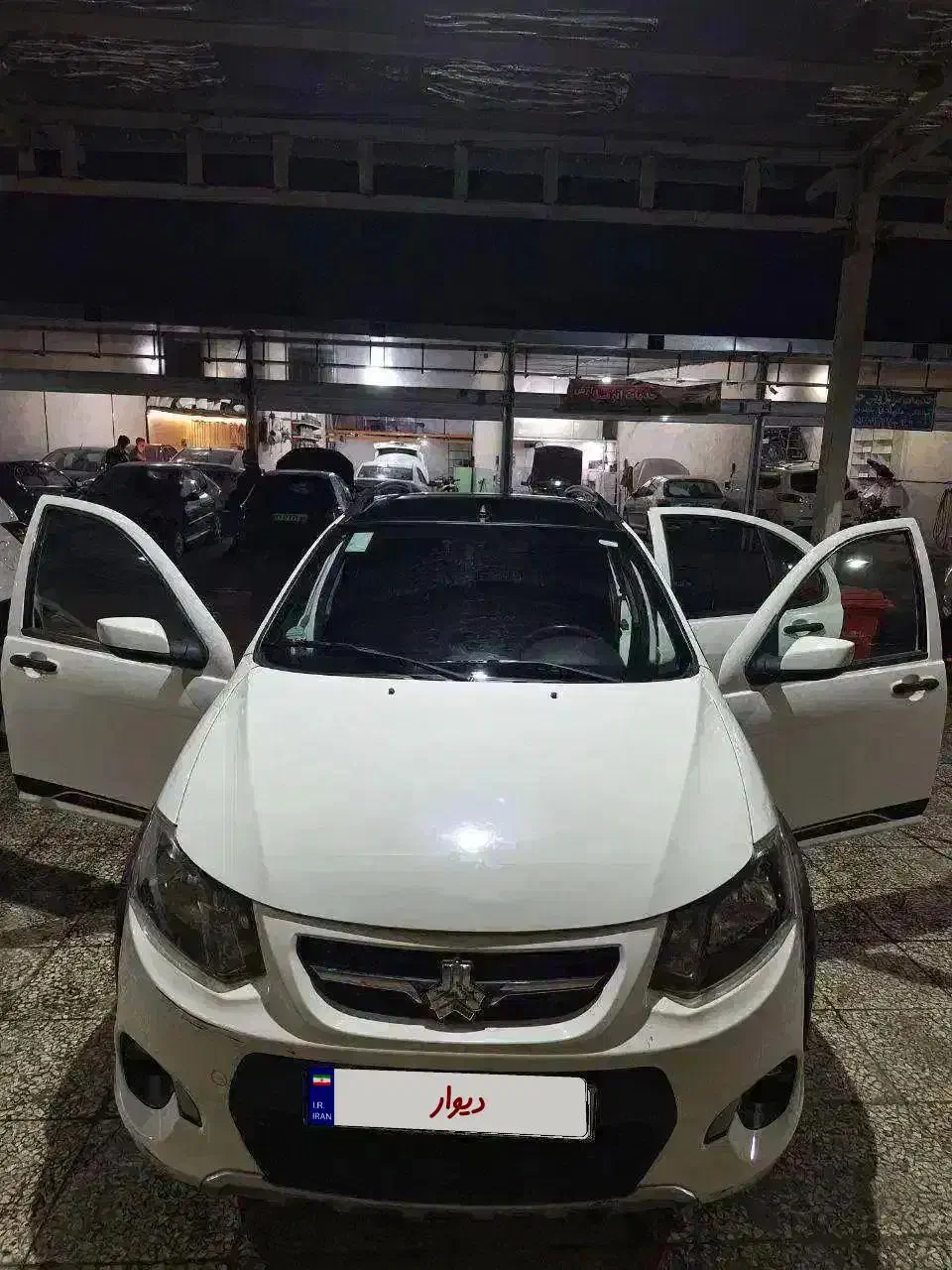 کوییک Rسفید سقف مشکی قالپاق مدل401 پارس خودرویی|خودرو سواری و وانت|تهران, جی|دیوار